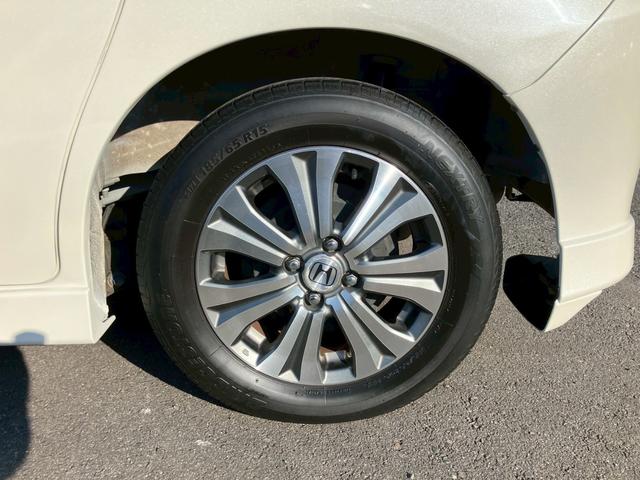 フリードハイブリッド ジャストセレクション　ワンオーナー　禁煙車　ナビ　ワンセグＴＶ　バックカメラ　社外ＬＥＤヘッドライト　純正アルミ　両側パワースライドドア　プライバシーガラス　クルーズコントロール　スマートキー（21枚目）