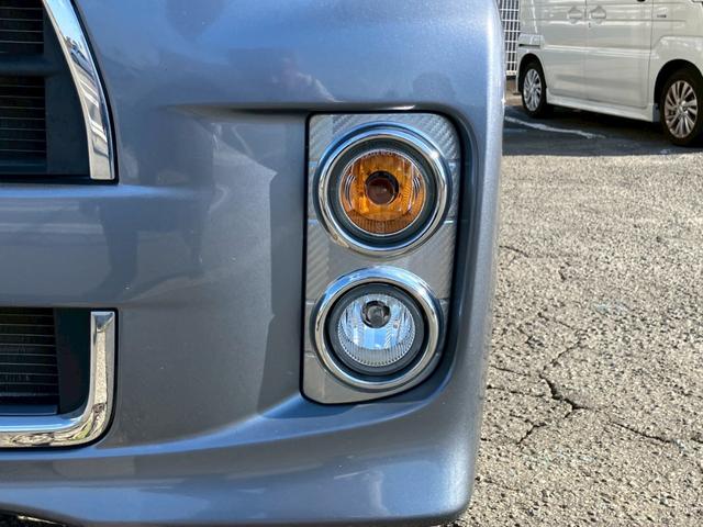 タントエグゼ カスタムＧ　後期型　ワンオーナー　禁煙車　Ｂｌｕｅｔｏｏｔｈ　セキュリティアラーム　プライバシーガラス　アイドリングストップ　ナビ　フルセグＴＶ　ＨＩＤヘッドライト　純正アルミ（7枚目）