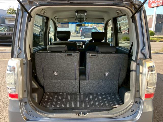 タントエグゼ カスタムＧ　後期型　ワンオーナー　禁煙車　Ｂｌｕｅｔｏｏｔｈ　セキュリティアラーム　プライバシーガラス　アイドリングストップ　ナビ　フルセグＴＶ　ＨＩＤヘッドライト　純正アルミ（16枚目）