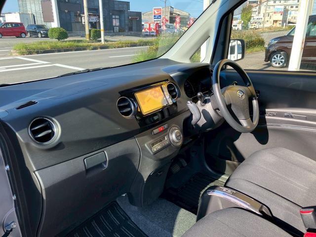 タントエグゼ カスタムＧ　後期型　ワンオーナー　禁煙車　Ｂｌｕｅｔｏｏｔｈ　セキュリティアラーム　プライバシーガラス　アイドリングストップ　ナビ　フルセグＴＶ　ＨＩＤヘッドライト　純正アルミ（25枚目）