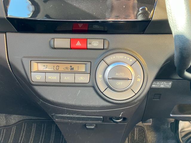 タントエグゼ カスタムＧ　後期型　ワンオーナー　禁煙車　Ｂｌｕｅｔｏｏｔｈ　セキュリティアラーム　プライバシーガラス　アイドリングストップ　ナビ　フルセグＴＶ　ＨＩＤヘッドライト　純正アルミ（28枚目）