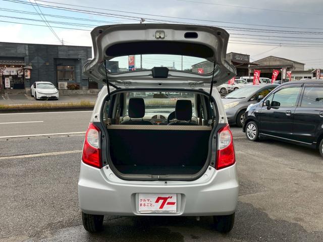 アルト Ｆ　キーレス　純正ＣＤデッキ　ヘッドライトレベライザー　セキュリティアラーム　Ｗエアバッグ　オートマ　エアコン　パワステ　パワーウインドウ　取扱説明書（12枚目）