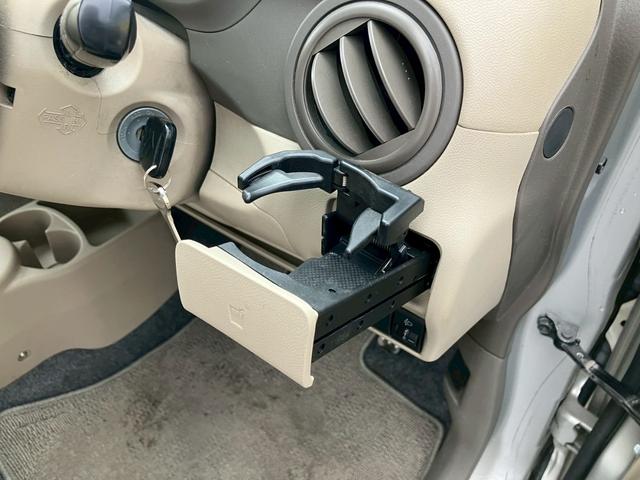 アルト Ｆ　キーレス　純正ＣＤデッキ　ヘッドライトレベライザー　セキュリティアラーム　Ｗエアバッグ　オートマ　エアコン　パワステ　パワーウインドウ　取扱説明書（27枚目）