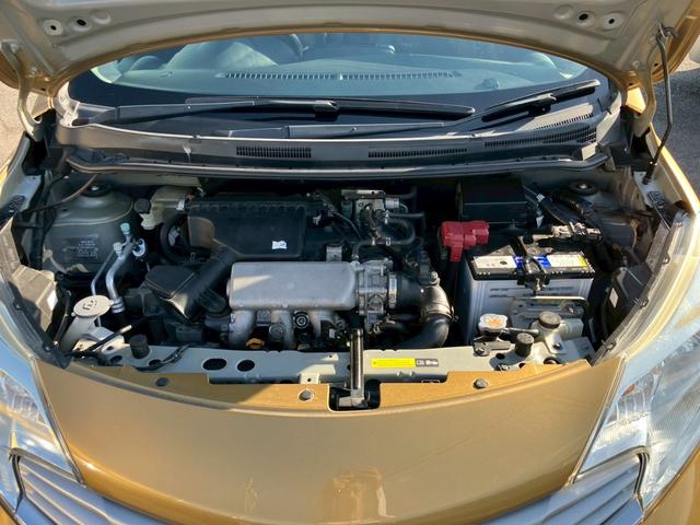 ノート メダリスト　エマージェンシーブレーキパッケージ　スマートキー　プッシュスタート　ナビ　フルセグＴＶ　バック＆全周囲カメラ　エマージェンシーブレーキ　レーンキープアシスト　ハーフレザーシート　クリアランスソナー　プライバシーガラス　ＥＴＣ（19枚目）