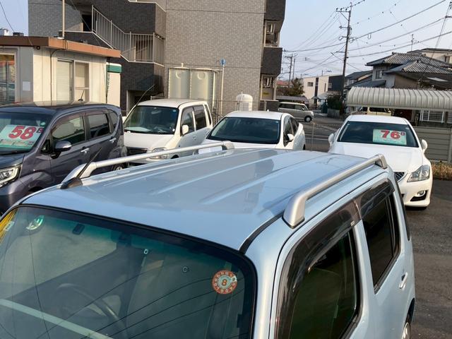 ミラココア ココアプラスＸ　禁煙車　ワンオーナー　ドラレコ　ナビ／フルセグＴＶ　Ｂｌｕｅｔｏｏｔｈ対応　スマートキー　ＥＴＣ　アイドリングストップ　ベンチシート　ライトレベライザー　ルーフレール　セキュリティアラーム（11枚目）