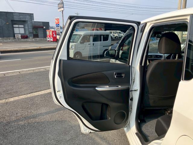 デイズ ハイウェイスターＸ　Ｖセレクション＋セーフティＩＩ　ナビ　フルセグＴＶ　全周囲カメラ　バックモニター　スマートキー　プッシュスタート　オートＡＣ　ディスチャージヘッドライト　セキュリティアラーム　プライバシーガラス　アイドリングストップ（60枚目）