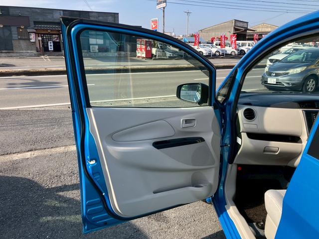 デイズ J プライバシーガラス CD Wエアバッグ ABS キーレス 電動格納ミラー ヘッドライトレベライザー 衝突安全ボディー 取扱説明書(33枚目)