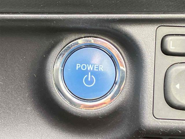 アクア Ｓ　ＥＴＣ　バックカメラ　ナビ　ＴＶ　アルミホイール　オートライト　スマートキー　アイドリングストップ　電動格納ミラー　ＣＶＴ　衝突安全ボディ　ＡＢＳ　ＥＳＣ　ＣＤ　Ｂｌｕｅｔｏｏｔｈ　エアコン（8枚目）