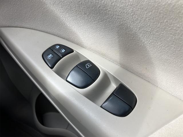 シルフィ Ｘ　バックカメラ　ナビ　ＴＶ　オートライト　ＣＶＴ　スマートキー　電動格納ミラー　盗難防止システム　ＣＤ　ＤＶＤ再生　ＵＳＢ　ミュージックプレイヤー接続可　Ｂｌｕｅｔｏｏｔｈ　衝突安全ボディ　ＡＢＳ（10枚目）