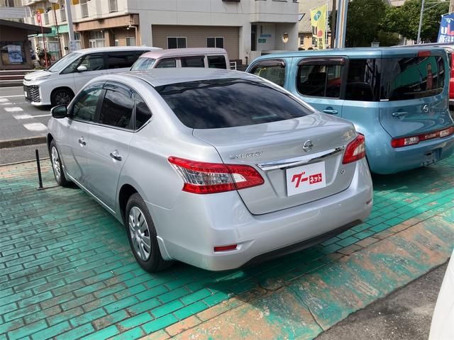 シルフィ Ｘ　バックカメラ　ナビ　ＴＶ　オートライト　ＣＶＴ　スマートキー　電動格納ミラー　盗難防止システム　ＣＤ　ＤＶＤ再生　ＵＳＢ　ミュージックプレイヤー接続可　Ｂｌｕｅｔｏｏｔｈ　衝突安全ボディ　ＡＢＳ（18枚目）