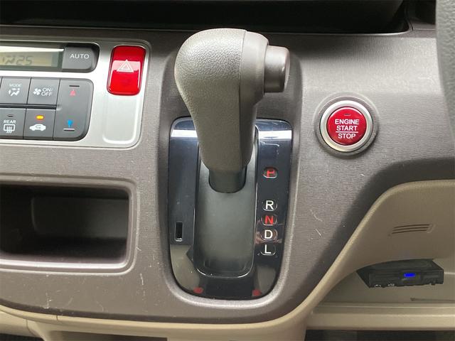Ｎ－ＯＮＥ Ｇ　ドライブレコーダー　ＥＴＣ　ナビ　ＴＶ　スマートキー　アイドリングストップ　電動格納ミラー　ベンチシート　ＣＶＴ　盗難防止システム　ＡＢＳ　ＥＳＣ　ＣＤ　ＤＶＤ再生　ＵＳＢ　衝突安全ボディ　エアコン（8枚目）