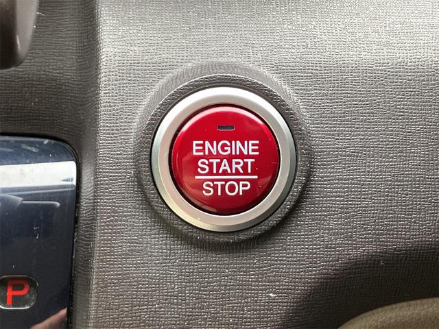 Ｎ－ＯＮＥ Ｇ　ドライブレコーダー　ＥＴＣ　ナビ　ＴＶ　スマートキー　アイドリングストップ　電動格納ミラー　ベンチシート　ＣＶＴ　盗難防止システム　ＡＢＳ　ＥＳＣ　ＣＤ　ＤＶＤ再生　ＵＳＢ　衝突安全ボディ　エアコン（9枚目）