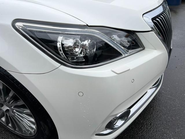 クラウンマジェスタ ベースグレード ユーザー買取 純正ナビ バックモニター スマートキー2本 パワーシート ETC レザー調シートカバー LEDヘッド(4枚目)