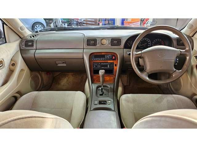 レパードＪ．フェリー タイプＬ　Ｓパッケージ　ＩＮＦＩＮＩＴＩ　Ｊ３０仕様　／　ＵＳＤＭ／Ｂｌｕｅｔｏｏｔｈ／ＥＴＣ／禁煙車／パット、ローター新品ＵＳパーツ　／　ヘッドライト／コーナーレンズ／グリル／サイドマーカー／スカッフ／ホイールキャップ（23枚目）