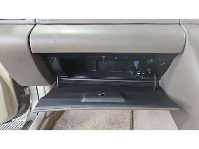 レパードＪ．フェリー タイプＬ　Ｓパッケージ　ＩＮＦＩＮＩＴＩ　Ｊ３０仕様　／　ＵＳＤＭ／Ｂｌｕｅｔｏｏｔｈ／ＥＴＣ／禁煙車／パット、ローター新品ＵＳパーツ　／　ヘッドライト／コーナーレンズ／グリル／サイドマーカー／スカッフ／ホイールキャップ（31枚目）