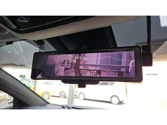プリウス Ａ　禁煙車／フロントドラレコ／前後コーナーセンサー／デジタルインナーミラーエアフォース製エアサス／ＷＯＲＫ製１９インチアルミ／社外マフラー／社外パーツ／フルカスタム（47枚目）