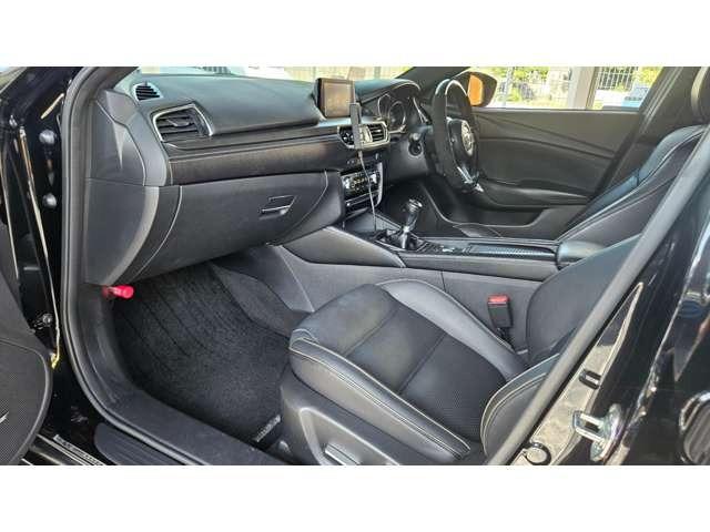 アテンザセダン ＸＤ　６速ＭＴ／中期／禁煙車／前後コーナーセンサー／サンルーフ／シートヒーター純正ＢＯＳＥスピーカー／ＲＥＭＵＳマフラー／マセラッティ１９インチホイール／ＡｉｒＲＥＸ製エアサス／社外ブレーキ（46枚目）
