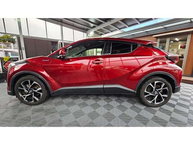 Ｃ－ＨＲ Ｇ　ハイブリッド／純正９型ナビ／ＴＶキッド／ワンオーナー／禁煙車　／　前後障害物センサー／純正フロントドラレコ／左右シートヒーター／　ＥＴＣ　／　Ｂｌｕｅｔｏｏｔｈ／１８インチ純正アルミ／バッテリー新品（2枚目）