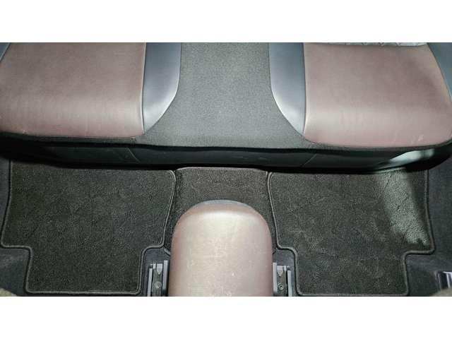 Ｃ－ＨＲ Ｇ　ハイブリッド／純正９型ナビ／ＴＶキッド／ワンオーナー／禁煙車　／　前後障害物センサー／純正フロントドラレコ／左右シートヒーター／　ＥＴＣ　／　Ｂｌｕｅｔｏｏｔｈ／１８インチ純正アルミ／バッテリー新品（42枚目）