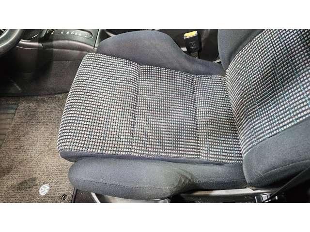 ヴェント ＶＲ６　全塗装済　／　エアリフト製エアサス　／　ＭＫ　Ｍｏｔｏｒｓｐｏｒｔ１７インチアルミホイールＲＩＥＧＥＲ　ＴＵＮＩＮＧ　フロントスポイラー／ＲＥＭＵＳマフラー　／　イタルボランテステアリング（31枚目）