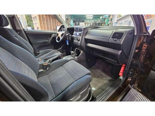 ヴェント ＶＲ６　全塗装済　／　エアリフト製エアサス　／　ＭＫ　Ｍｏｔｏｒｓｐｏｒｔ１７インチアルミホイールＲＩＥＧＥＲ　ＴＵＮＩＮＧ　フロントスポイラー／ＲＥＭＵＳマフラー　／　イタルボランテステアリング（37枚目）