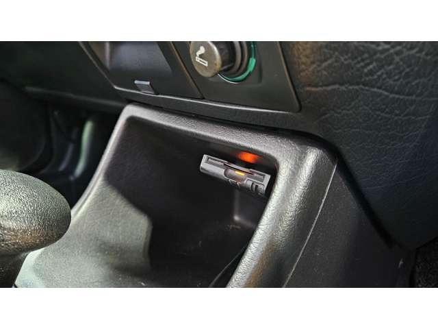 ヴェント ＶＲ６　全塗装済　／　エアリフト製エアサス　／　ＭＫ　Ｍｏｔｏｒｓｐｏｒｔ１７インチアルミホイールＲＩＥＧＥＲ　ＴＵＮＩＮＧ　フロントスポイラー／ＲＥＭＵＳマフラー　／　イタルボランテステアリング（58枚目）