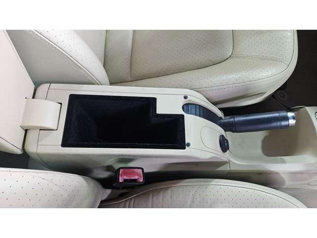 �Z���^�[�R���\�[��