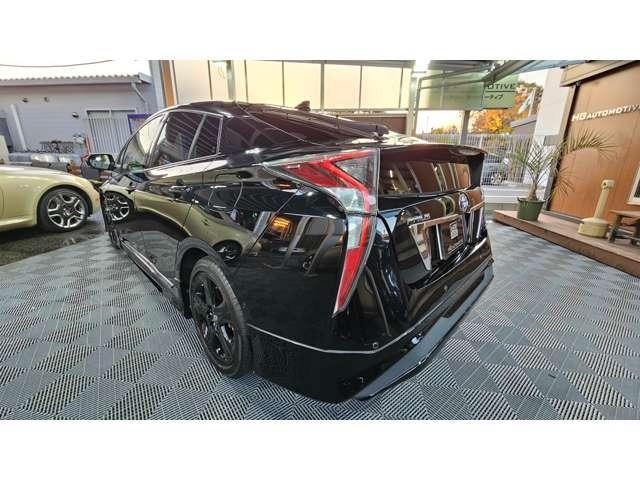 プリウス Ｓ　モデリスタ　／　前後コーナーセンサー／　ＡＬＰＩＮＥ製９型ナビ　／　フロントドラレコ／禁煙車　／　Ｂｌｕｅｔｏｏｔｈ　／　１７インチツーリングアルミ　／　国産タイヤ　／　ＨＤＭＩ端子付（3枚目）