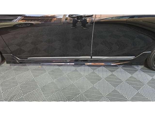 プリウス Ｓ　モデリスタ　／　前後コーナーセンサー／　ＡＬＰＩＮＥ製９型ナビ　／　フロントドラレコ／禁煙車　／　Ｂｌｕｅｔｏｏｔｈ　／　１７インチツーリングアルミ　／　国産タイヤ　／　ＨＤＭＩ端子付（18枚目）