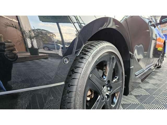 プリウス Ｓ　モデリスタ　／　前後コーナーセンサー／　ＡＬＰＩＮＥ製９型ナビ　／　フロントドラレコ／禁煙車　／　Ｂｌｕｅｔｏｏｔｈ　／　１７インチツーリングアルミ　／　国産タイヤ　／　ＨＤＭＩ端子付（22枚目）