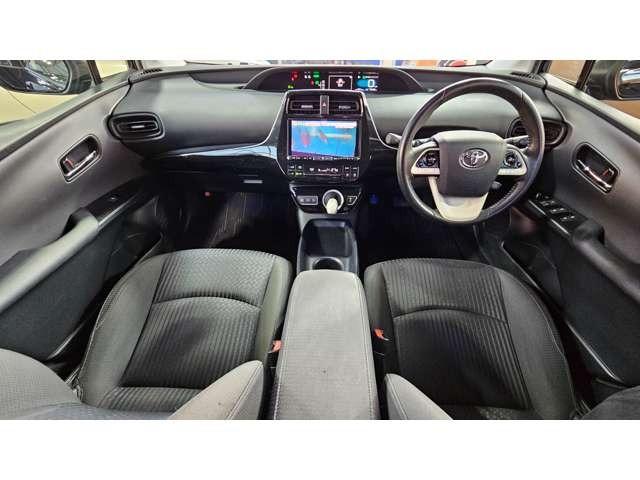 プリウス Ｓ　モデリスタ　／　前後コーナーセンサー／　ＡＬＰＩＮＥ製９型ナビ　／　フロントドラレコ／禁煙車　／　Ｂｌｕｅｔｏｏｔｈ　／　１７インチツーリングアルミ　／　国産タイヤ　／　ＨＤＭＩ端子付（24枚目）