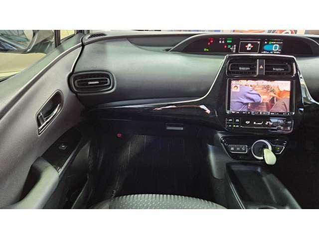 プリウス Ｓ　モデリスタ　／　前後コーナーセンサー／　ＡＬＰＩＮＥ製９型ナビ　／　フロントドラレコ／禁煙車　／　Ｂｌｕｅｔｏｏｔｈ　／　１７インチツーリングアルミ　／　国産タイヤ　／　ＨＤＭＩ端子付（30枚目）