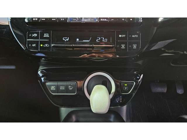 プリウス Ｓ　モデリスタ　／　前後コーナーセンサー／　ＡＬＰＩＮＥ製９型ナビ　／　フロントドラレコ／禁煙車　／　Ｂｌｕｅｔｏｏｔｈ　／　１７インチツーリングアルミ　／　国産タイヤ　／　ＨＤＭＩ端子付（51枚目）