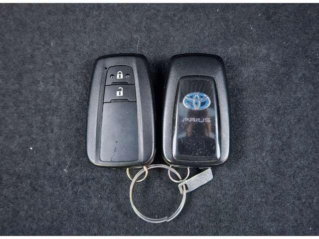 プリウス Ｓ　モデリスタ　／　前後コーナーセンサー／　ＡＬＰＩＮＥ製９型ナビ　／　フロントドラレコ／禁煙車　／　Ｂｌｕｅｔｏｏｔｈ　／　１７インチツーリングアルミ　／　国産タイヤ　／　ＨＤＭＩ端子付（71枚目）