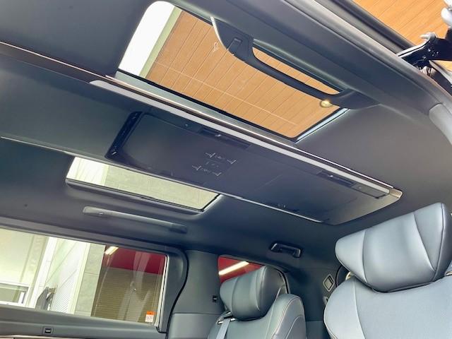 アルファードハイブリッド Z 純正14インチDA・TV・パノラミックビューモニター 左右独立ムーンルーフ トヨタチームメイト デジタルインナーミラー HUD 2.0ETC スペアタイヤ 新車保証書(2枚目)