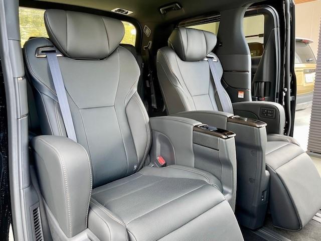 アルファードハイブリッド Z 純正14インチDA・TV・パノラミックビューモニター 左右独立ムーンルーフ トヨタチームメイト デジタルインナーミラー HUD 2.0ETC スペアタイヤ 新車保証書(11枚目)