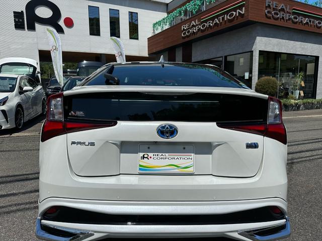 プリウス ＳセーフティプラスＩＩ　９インチナビモデリスタタイプＬＥＤエアロ　バックモニター　モデリスタタイプＬＥＤエアロ　トヨタセーフティセンス　ＬＥＤヘッドライト　前後ドラレコ　ＢＳＭ　ＥＴＣ　クルーズコントロール（21枚目）