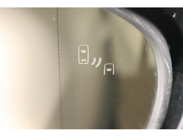 ＩＳ ＩＳ３００ｈ　フルセグ　メモリーナビ　ＤＶＤ再生　ミュージックプレイヤー接続可　バックカメラ　衝突被害軽減システム　ＥＴＣ　ドラレコ　ＬＥＤヘッドランプ　記録簿（16枚目）