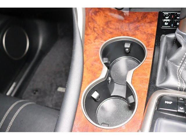 ＲＸ ＲＸ４５０ｈ　バージョンＬ　革シート　サンルーフ　４ＷＤ　フルセグ　メモリーナビ　ＤＶＤ再生　ミュージックプレイヤー接続可　バックカメラ　衝突被害軽減システム　ＥＴＣ　ドラレコ　ＬＥＤヘッドランプ　記録簿（29枚目）