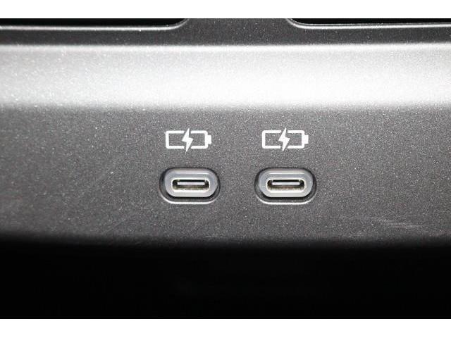 クラウンクロスオーバー Ｇアドバンスド・レザーパッケージ　革シート　４ＷＤ　フルセグ　ミュージックプレイヤー接続可　バックカメラ　衝突被害軽減システム　ＥＴＣ　ドラレコ　ＬＥＤヘッドランプ　ワンオーナー　記録簿（25枚目）