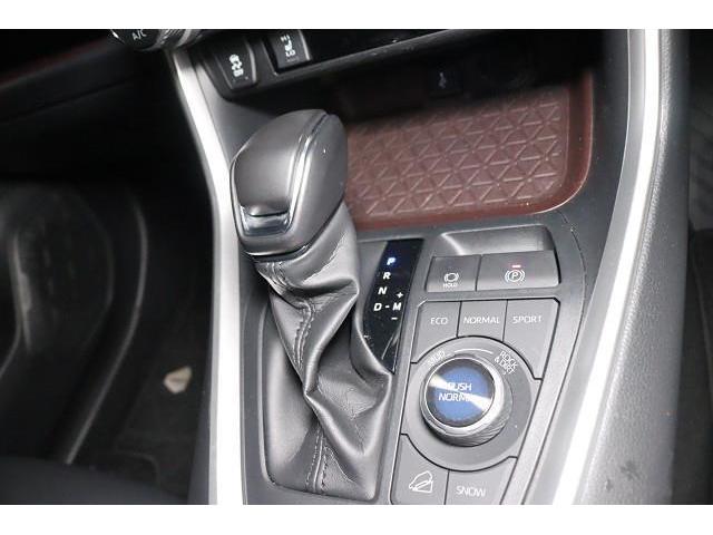ＲＡＶ４ Ｇ　Ｚパッケージ　４ＷＤ　フルセグ　ミュージックプレイヤー接続可　バックカメラ　衝突被害軽減システム　ＥＴＣ　ＬＥＤヘッドランプ　ワンオーナー　記録簿（29枚目）