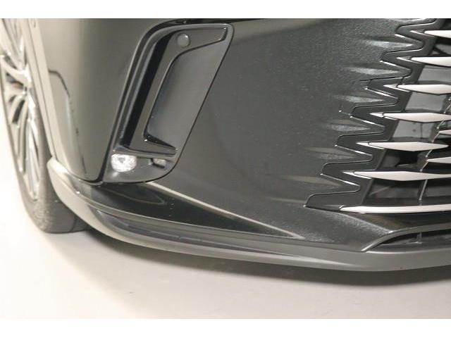 ＲＸ ＲＸ４５０ｈ＋　バージョンＬ　革シート　サンルーフ　４ＷＤ　フルセグ　メモリーナビ　ミュージックプレイヤー接続可　バックカメラ　衝突被害軽減システム　ＥＴＣ　ドラレコ　ＬＥＤヘッドランプ　記録簿（18枚目）