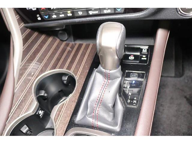 ＲＸ ＲＸ２００ｔ　バージョンＬ　革シート　フルセグ　メモリーナビ　ＤＶＤ再生　ミュージックプレイヤー接続可　バックカメラ　衝突被害軽減システム　ＥＴＣ　ドラレコ　ＬＥＤヘッドランプ　記録簿（26枚目）