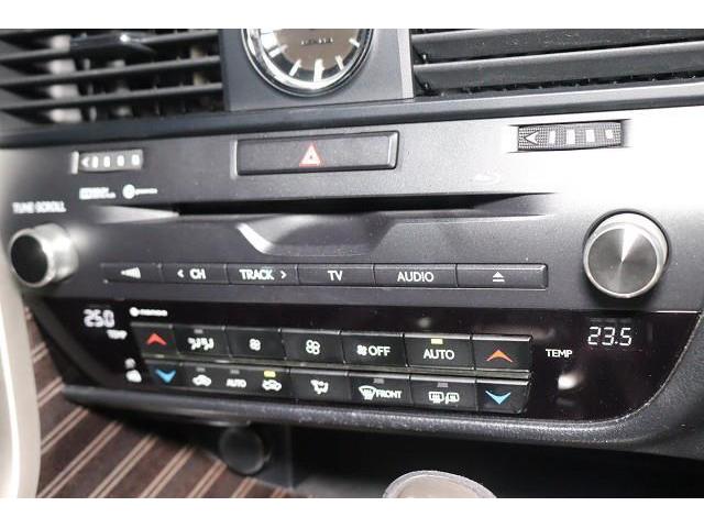 ＲＸ ＲＸ２００ｔ　バージョンＬ　革シート　フルセグ　メモリーナビ　ＤＶＤ再生　ミュージックプレイヤー接続可　バックカメラ　衝突被害軽減システム　ＥＴＣ　ドラレコ　ＬＥＤヘッドランプ　記録簿（27枚目）