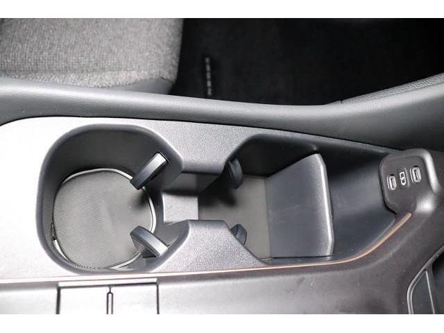 クラウンクロスオーバー Ｇアドバンスド　４ＷＤ　フルセグ　ミュージックプレイヤー接続可　バックカメラ　衝突被害軽減システム　ＥＴＣ　ドラレコ　ＬＥＤヘッドランプ　記録簿（24枚目）