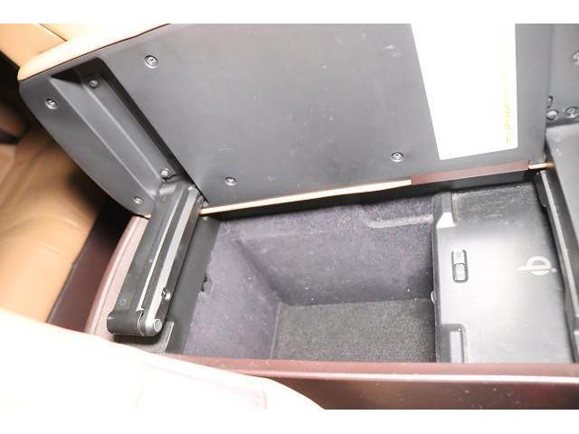 ES ES300h バージョンL 革シート サンルーフ フルセグ メモリーナビ DVD再生 ミュージックプレイヤー接続可 バックカメラ 衝突被害軽減システム ETC ドラレコ LEDヘッドランプ 記録簿(30枚目)
