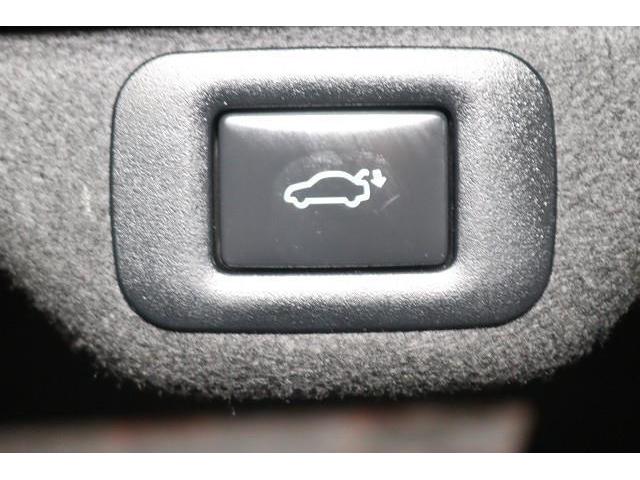 ES ES300h バージョンL 革シート サンルーフ フルセグ メモリーナビ DVD再生 ミュージックプレイヤー接続可 バックカメラ 衝突被害軽減システム ETC ドラレコ LEDヘッドランプ ワンオーナー 記録簿(16枚目)