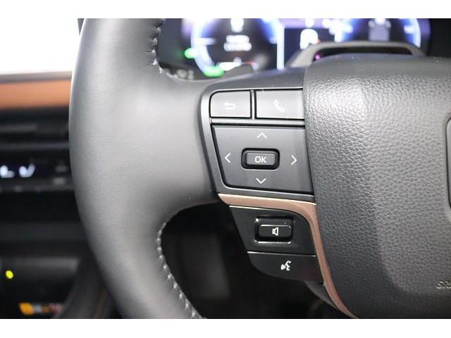 クラウンクロスオーバー ＲＳアドバンスド　革シート　サンルーフ　４ＷＤ　フルセグ　メモリーナビ　ミュージックプレイヤー接続可　バックカメラ　衝突被害軽減システム　ＥＴＣ　ドラレコ　ＬＥＤヘッドランプ　ワンオーナー　記録簿（21枚目）