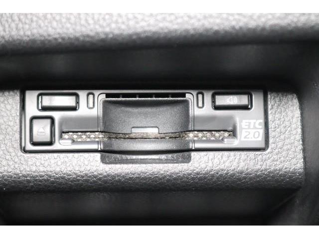 クラウンクロスオーバー ＲＳアドバンスド　革シート　サンルーフ　４ＷＤ　フルセグ　メモリーナビ　ミュージックプレイヤー接続可　バックカメラ　衝突被害軽減システム　ＥＴＣ　ドラレコ　ＬＥＤヘッドランプ　ワンオーナー　記録簿（23枚目）