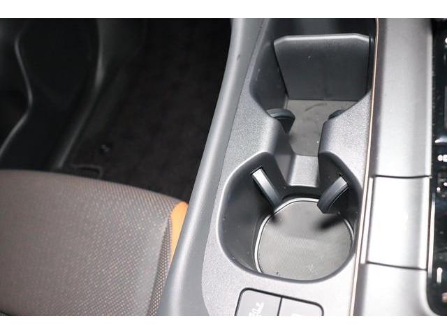 クラウンクロスオーバー ＲＳアドバンスド　革シート　サンルーフ　４ＷＤ　フルセグ　メモリーナビ　ミュージックプレイヤー接続可　バックカメラ　衝突被害軽減システム　ＥＴＣ　ドラレコ　ＬＥＤヘッドランプ　ワンオーナー　記録簿（26枚目）